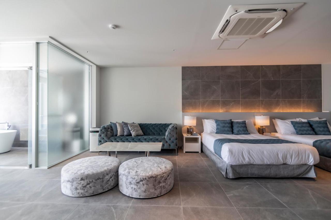 Miyakojima  Ronsard Resort Irabu מראה חיצוני תמונה